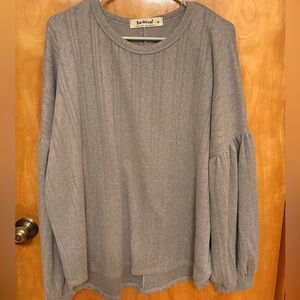 Three Bird Nest Sweetheart Balloon Sleeve Gray Sweater